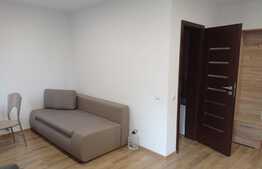 Garsonieră la casa, 26 mp utili, 100 mp teren, parter înalt, zona Dorobanților