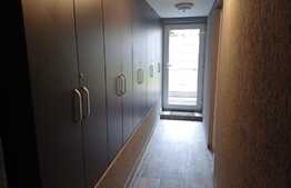 Garsonieră la casa, 26 mp utili, 100 mp teren, parter înalt, zona Dorobanților