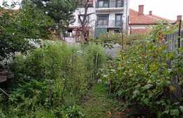 Garsonieră la casa, 26 mp utili, 100 mp teren, parter înalt, zona Dorobanților