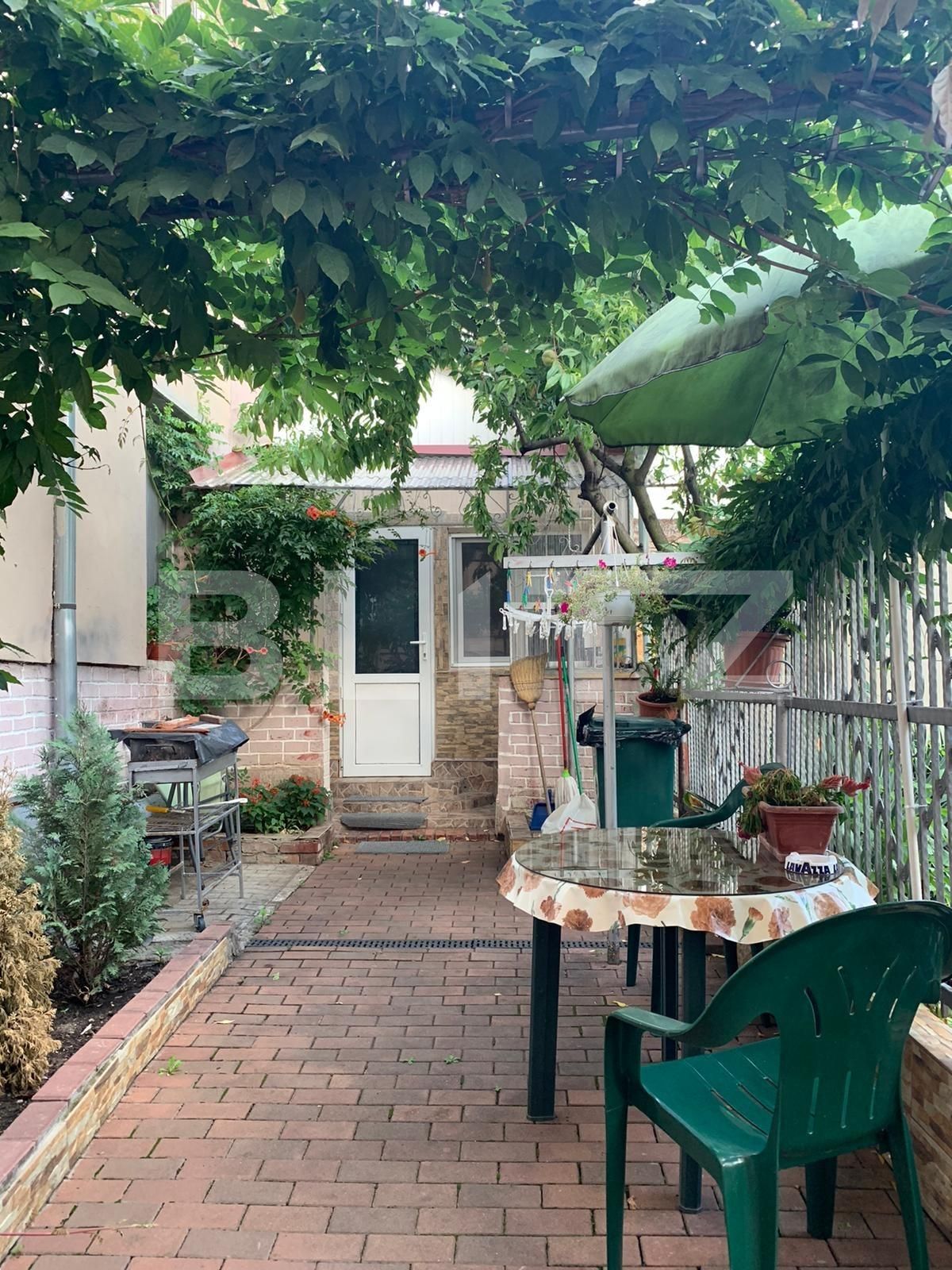 Casa de vânzare 7 camere Ultracentral - 70670CV | BLITZ Oradea | Poza2