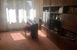 Apartament de 3 camere, tip D, orientare dublă, decomandat, zona Decebal