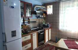 Investitie! Apartament de 2 camere, 50 mp, etaj intermediar, zona Rogerius