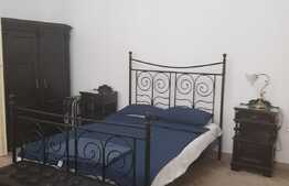 Apartament de 3 camere la casa, 80 mp, etaj 1, zona Piata Unirii