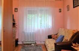 Apartament de 4 camere, 75mp, decomandat, zona Rogerius!