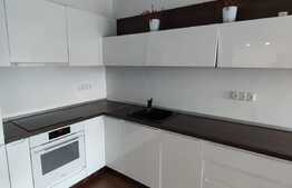 Apartament de 3 camere , in zona Rogerius ! 