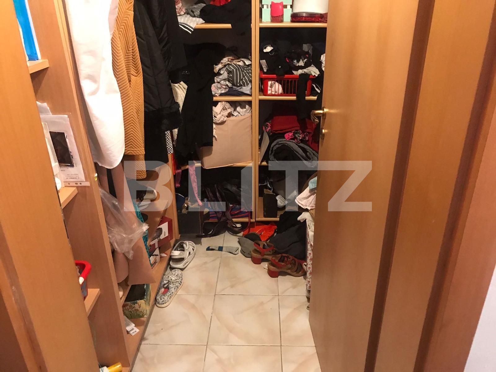 Casa de vanzare cu 4 camere in zona Iosia | Poza5