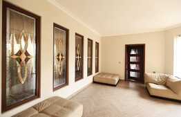 Casă de 6 camere pretabilă pentru clinică cu teren de 3900 mp în Grigorescu