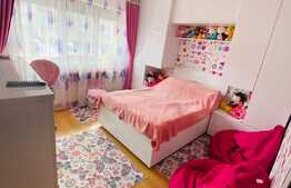 Apartament doua camere, 56 mp, parter inalt, zona Nufarul 2, loc de parcare