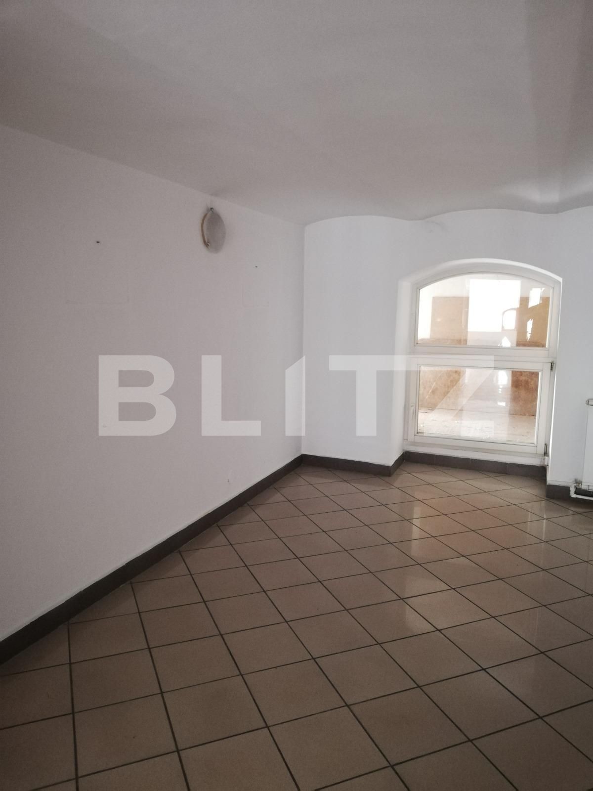 Spațiu comercial de închiriat Ultracentral - 71508SIC | BLITZ Oradea | Poza3