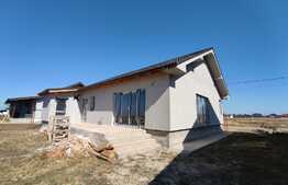 Casa pe un nivel, 125 mp utili, 571 mp teren, Santandrei