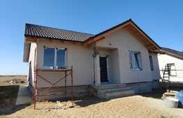 Casa pe un nivel, 125 mp utili, 571 mp teren, Santandrei