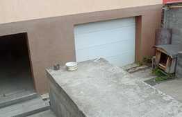 Super ofertă! Casă cu etaj în zona Spitalului TBC, 190 mp utili, teren de 600 mp!