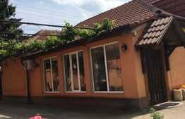 Oportunitate! Casa compusa din 2 corpuri, 180 de metri patrati construiti si teren de 1104 metri patrati in Osorhei!