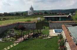 Oportunitate! Casa compusa din 2 corpuri, 180 de metri patrati construiti si teren de 1104 metri patrati in Osorhei!