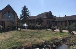 Oportunitate! Casa compusa din 2 corpuri, 180 de metri patrati construiti si teren de 1104 metri patrati in Osorhei!