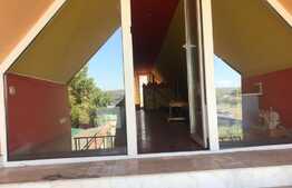 Oportunitate! Casa compusa din 2 corpuri, 180 de metri patrati construiti si teren de 1104 metri patrati in Osorhei!