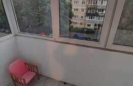 Apartament cu 3 camere, zona Nufarul! 