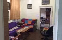 Casa de 66 de mp la curte comuna, ideala pentru investitie in zona Ultracentrala!