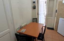 Apartament de 2 camere, in zona Ultracentrala, foarte aproape de facultatea de medicina !