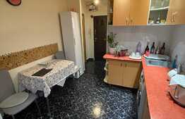 Garsoniera frumoasa , 26 mp utili, parcare, zona Rogerius,