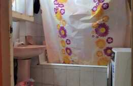 Apartament de 4 camere, semidecomandat, parcare, zona Rogerius!