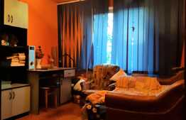 Apartament de 4 camere, semidecomandat, parcare, zona Rogerius!