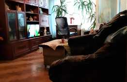 Apartament de 4 camere, semidecomandat, parcare, zona Rogerius!