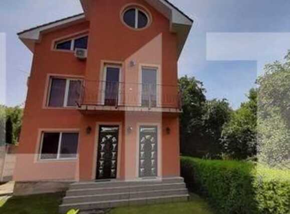 Casa de închiriat 6 camere Central - 72526CI | BLITZ Oradea | Poza1