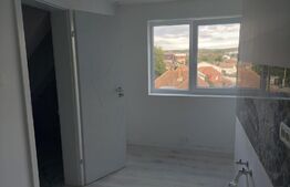 Casa cu 16 apartamente, 1081 mp, zona Spitalului Judetean