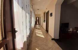 Casa cu mansarda, 200 mp utili, in zona Plastor