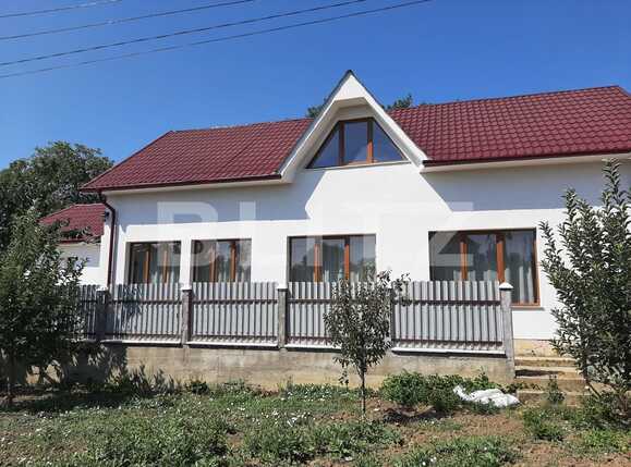 Casa de vânzare 4 camere Est - 72562CV | BLITZ Oradea | Poza1