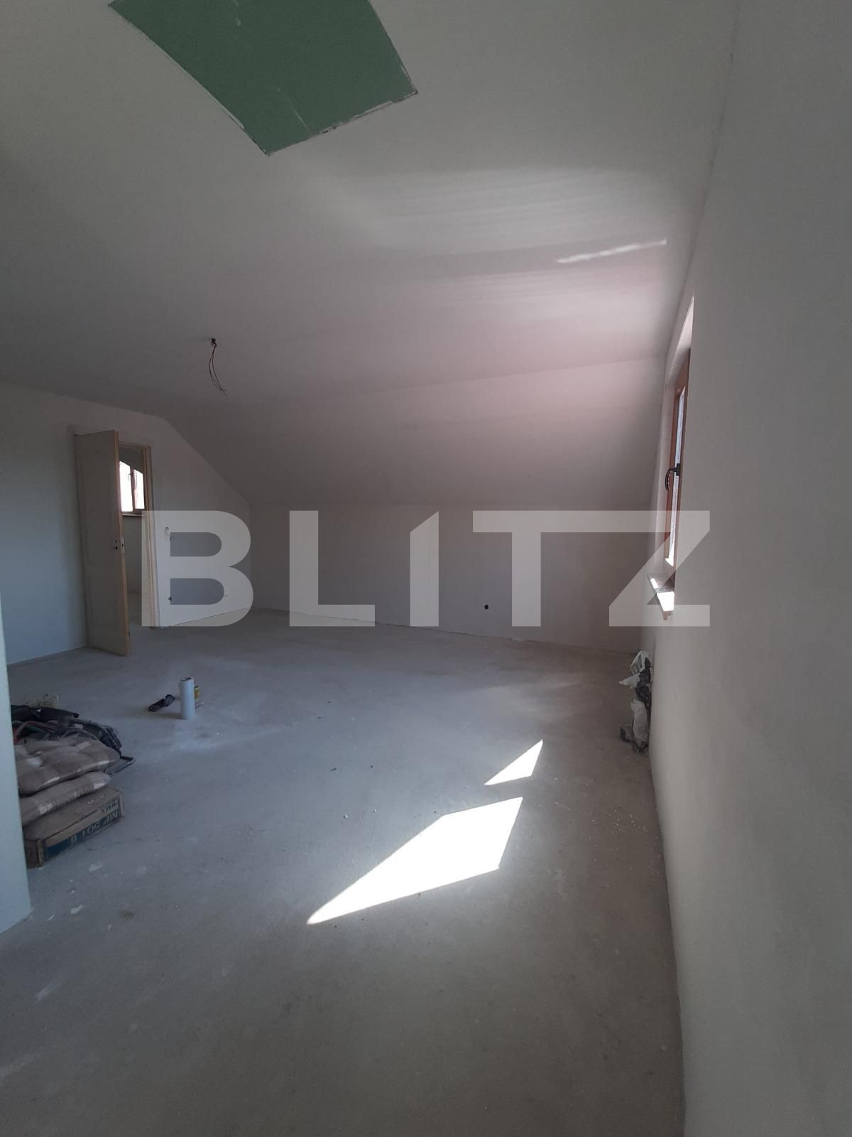Casa de vânzare 4 camere Est - 72562CV | BLITZ Oradea | Poza14