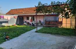 Casă de 160 mp utili, rezidential sau spațiu comercial, la 25 km de Oradea