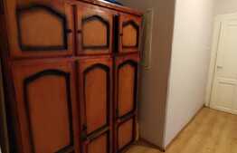 Apartament de 2 camere, 61 mp, imobil tip casa, zona Centrala! 