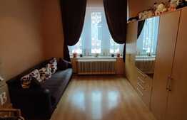 Apartament de 2 camere, 61 mp, imobil tip casa, zona Centrala! 