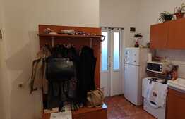 Apartament de 2 camere, 61 mp, imobil tip casa, zona Centrala! 