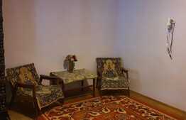 Casă de 3 camere în Ioșia singur în curte