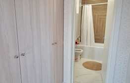 Apartament 4 camere, 74 mp, balcon, zona Prima Universității