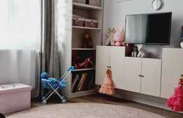 Apartament 4 camere, 74 mp, balcon, zona Prima Universității