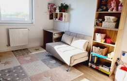 Apartament 4 camere, 74 mp, balcon, zona Prima Universității