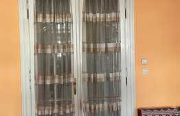 OCAZIE ! Apartament de 5 camere, 2 bai, 145 mp, demisol 45 mp, 3 garaje in curte, piscina, zona ultracentrala 500mp