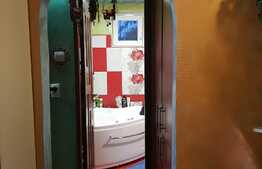 Apartament de 3 camere, 51 mp, parter inalt, zona Stefan cel Mare!