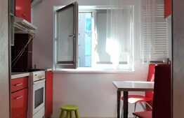 Apartament de 2 camere, tip Q, 50 mp, semidecomandat, zona Rogerius!