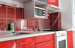 Apartament de 2 camere, tip Q, 50 mp, semidecomandat, zona Rogerius!