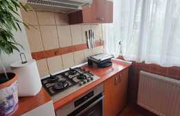 Apartament 2 camere, 52 mp, etaj 2, zona Rogerius, un loc de parcare