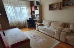 Apartament 2 camere, 52 mp, etaj 2, zona Rogerius, un loc de parcare