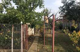 Casa de vanzare de 140 de mp si teren de 926 de mp in zona Oncea!