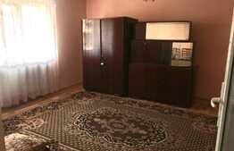 Casa de vanzare de 140 de mp si teren de 926 de mp in zona Oncea!