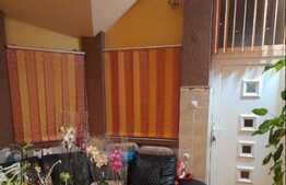 Apartament de 3 camere la casă, zona Primăriei!