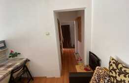 Apartament 3 camere, tip X, renovat, in zona Velenta 